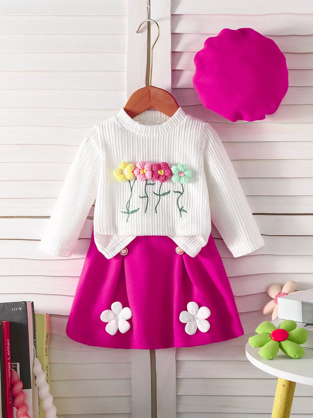 Children's Floral Applique Ribbed Knit Top & Pleated Skirt Set with Hat