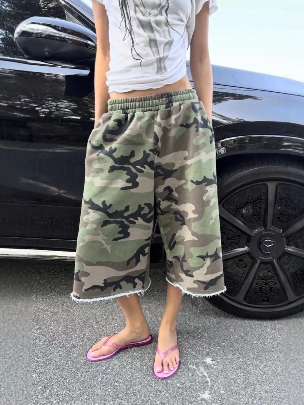 Wide-Leg Cropped Sweatpants with Pockets, image 2