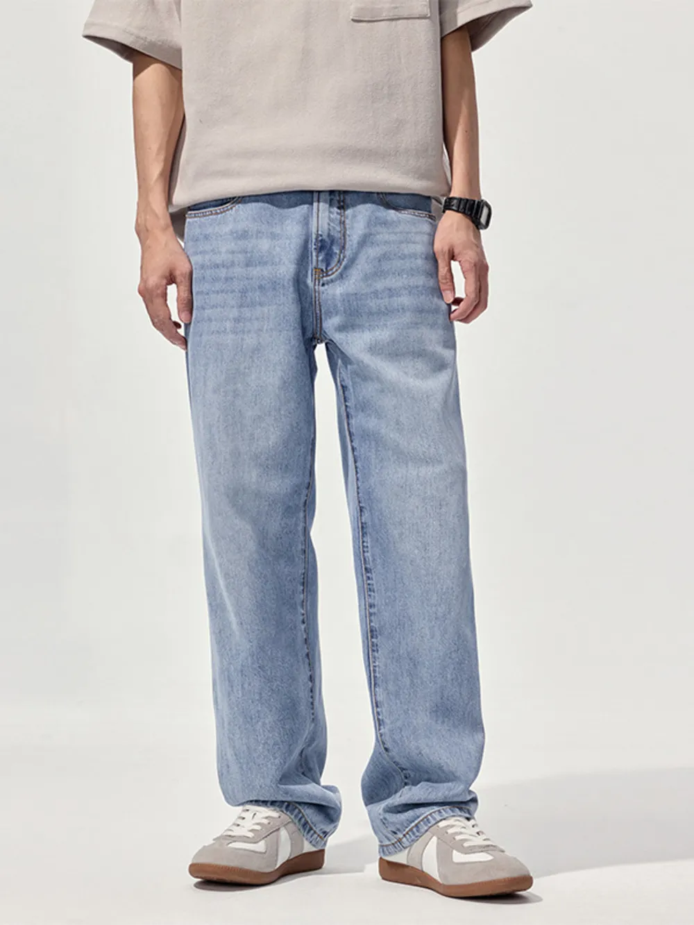 Men's Relaxed Fit Straight Leg Jeans, image 2