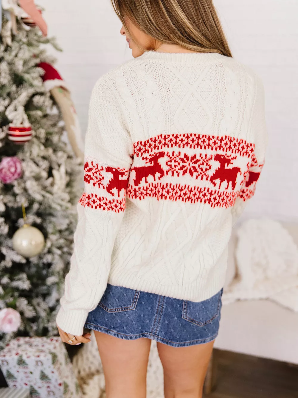 Reindeer Pattern Cable Knit Christmas Fashion Sweater, image 2