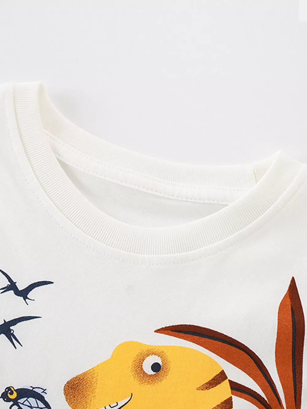 Children's Dinosaur Print Short Sleeve Tee and Shorts Set, image 3