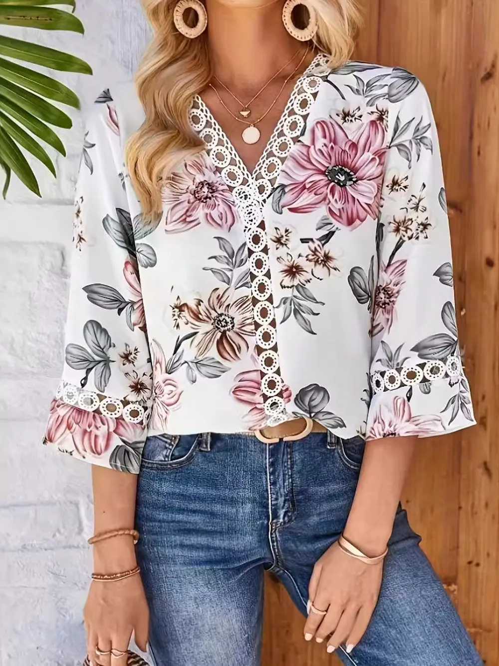 Floral Print V-Neck Blouse, image 2
