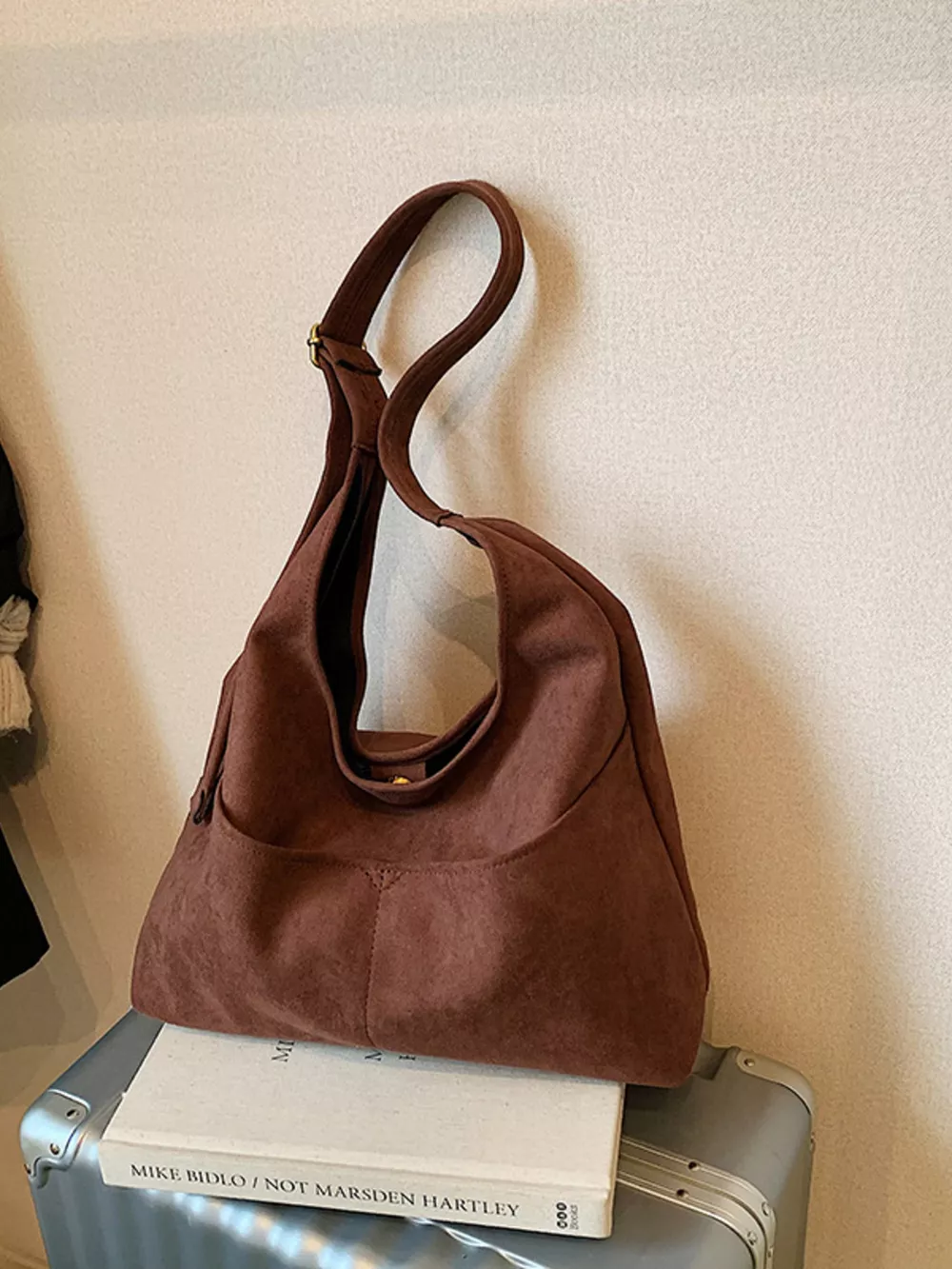Minimalist Suede Shoulder Bag, image 25