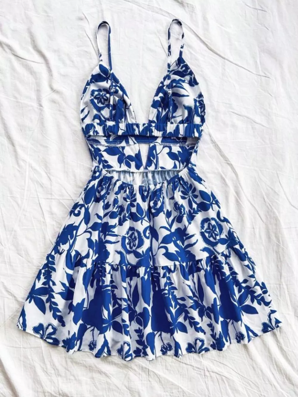 Floral Print V-Neck Tiered Mini Dress, image 4