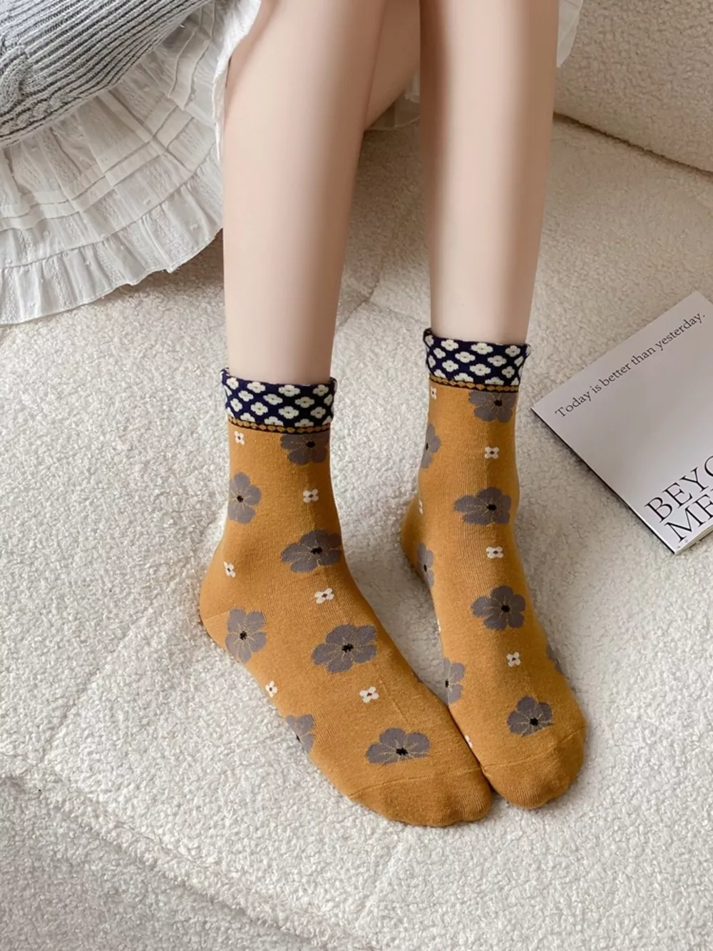 Vintage Floral Print Socks, image 7