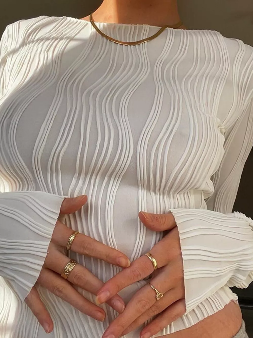Textured Long Sleeve Fitted Blouse, image 4