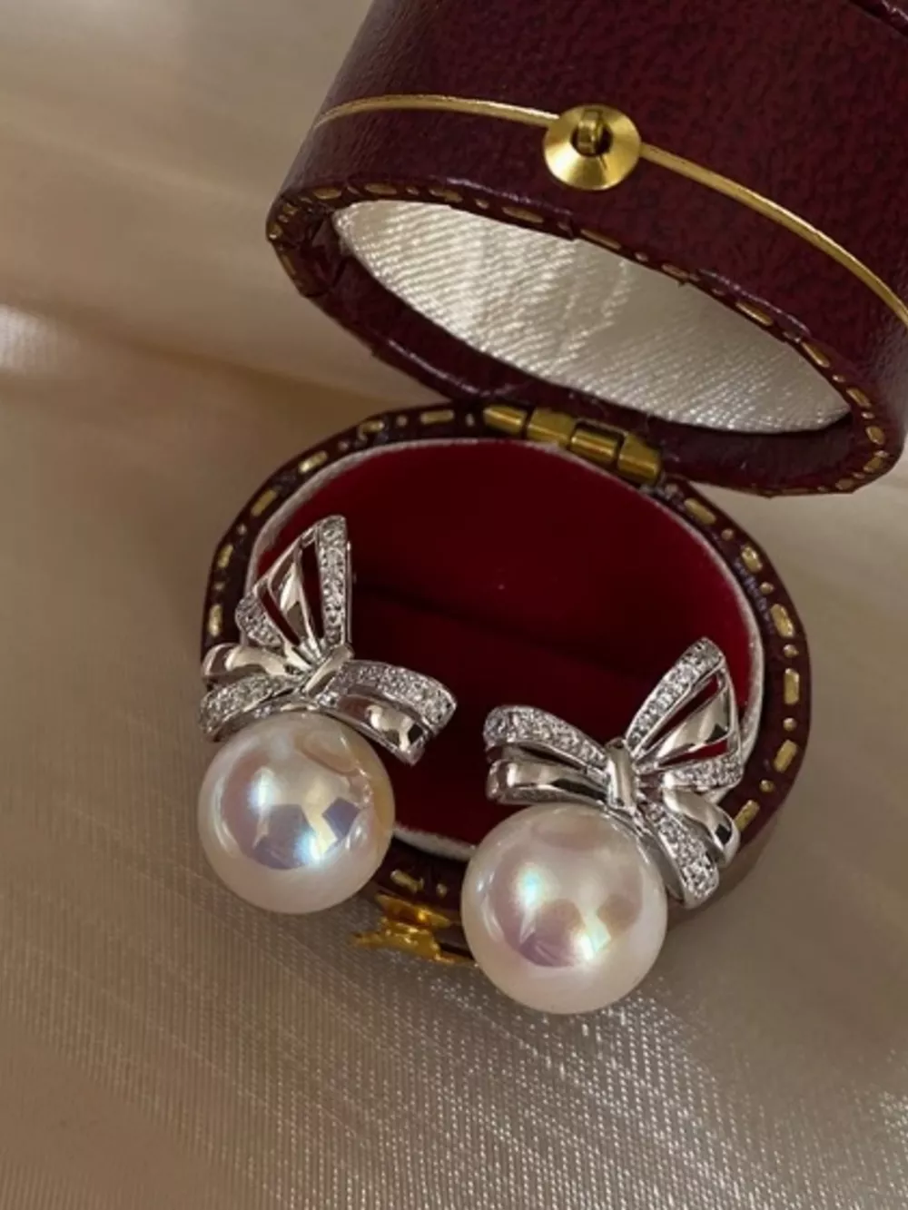 Pearl Bowknot Drop Earrings, image 3