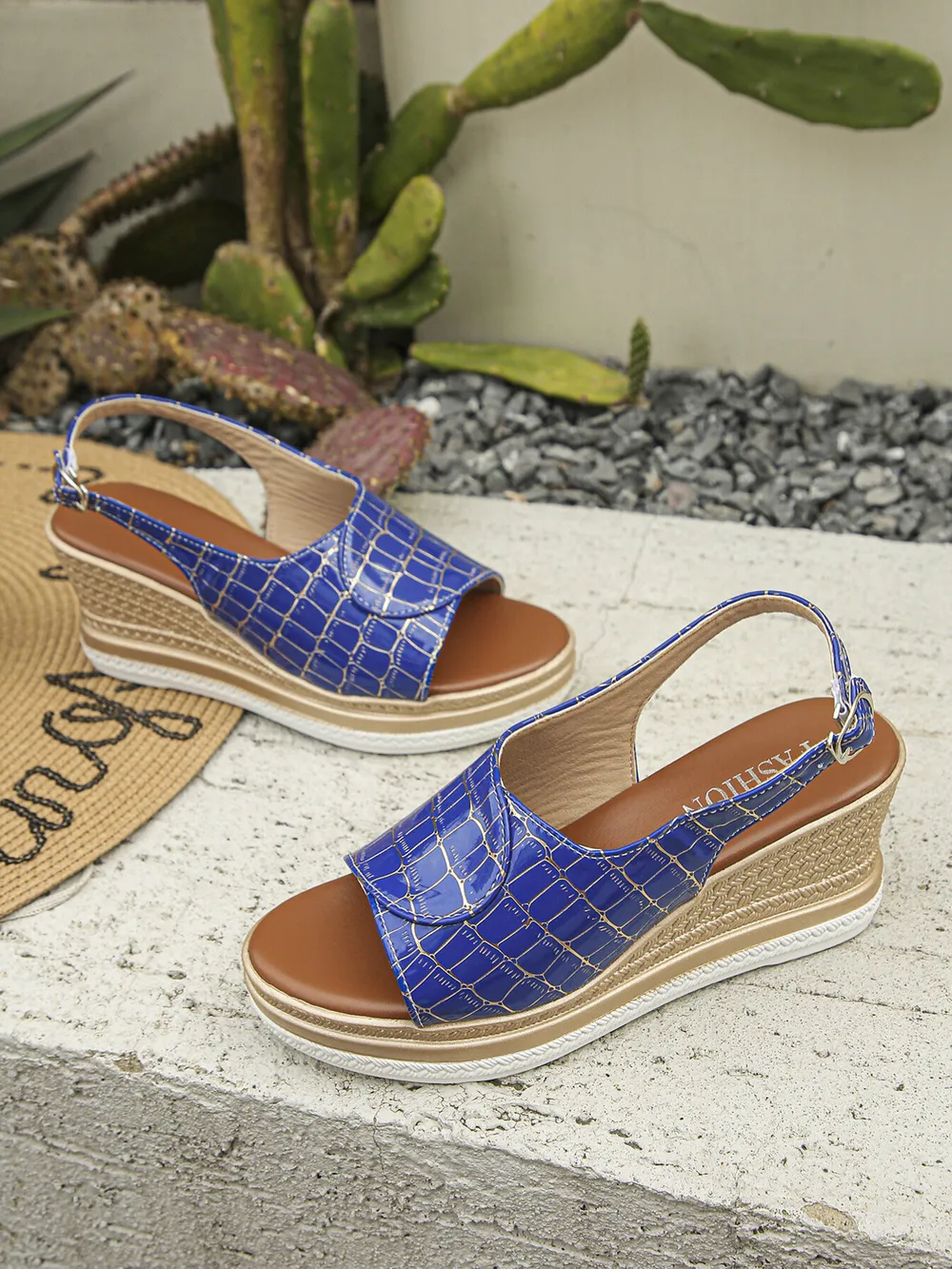 Crocodile Pattern Platform Wedge Sandals, image 4