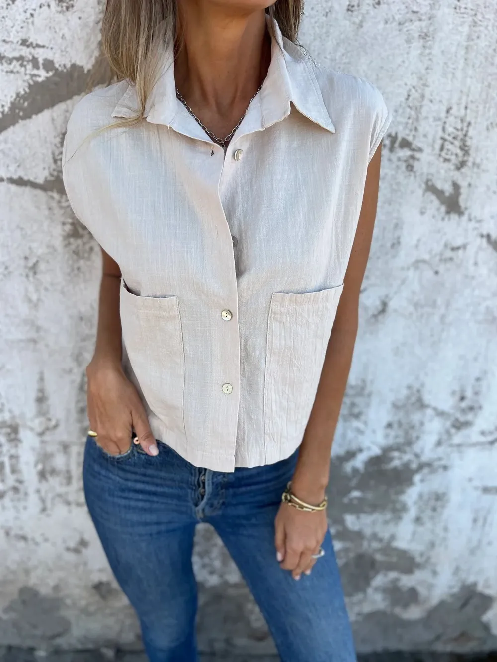 Full Size Textured Button-Front Sleeveless Shirt Plus Size, image 4