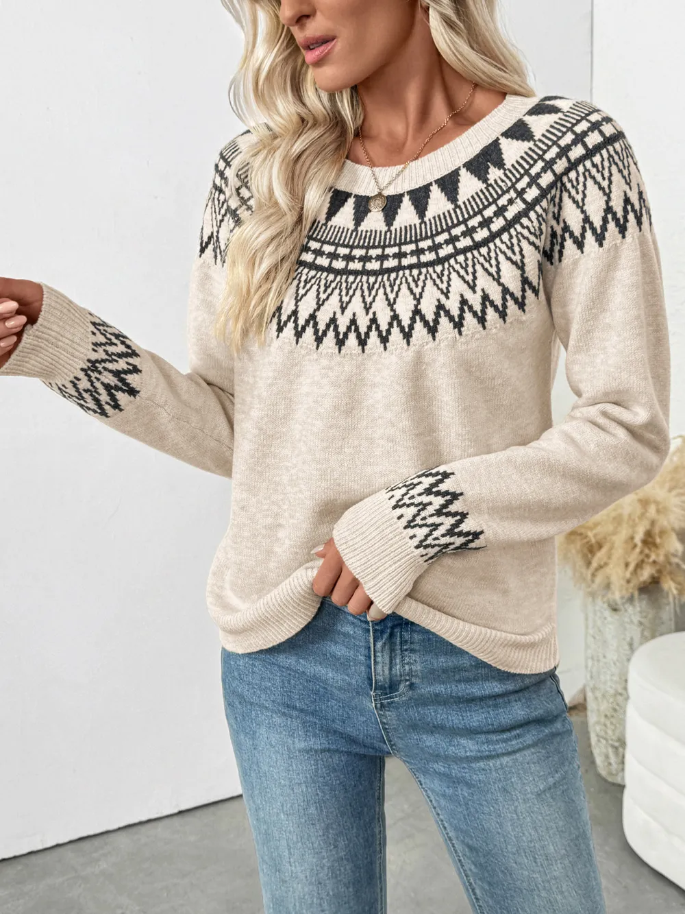 Nordic Fair Isle Pattern Round Neck Sweater, image 4