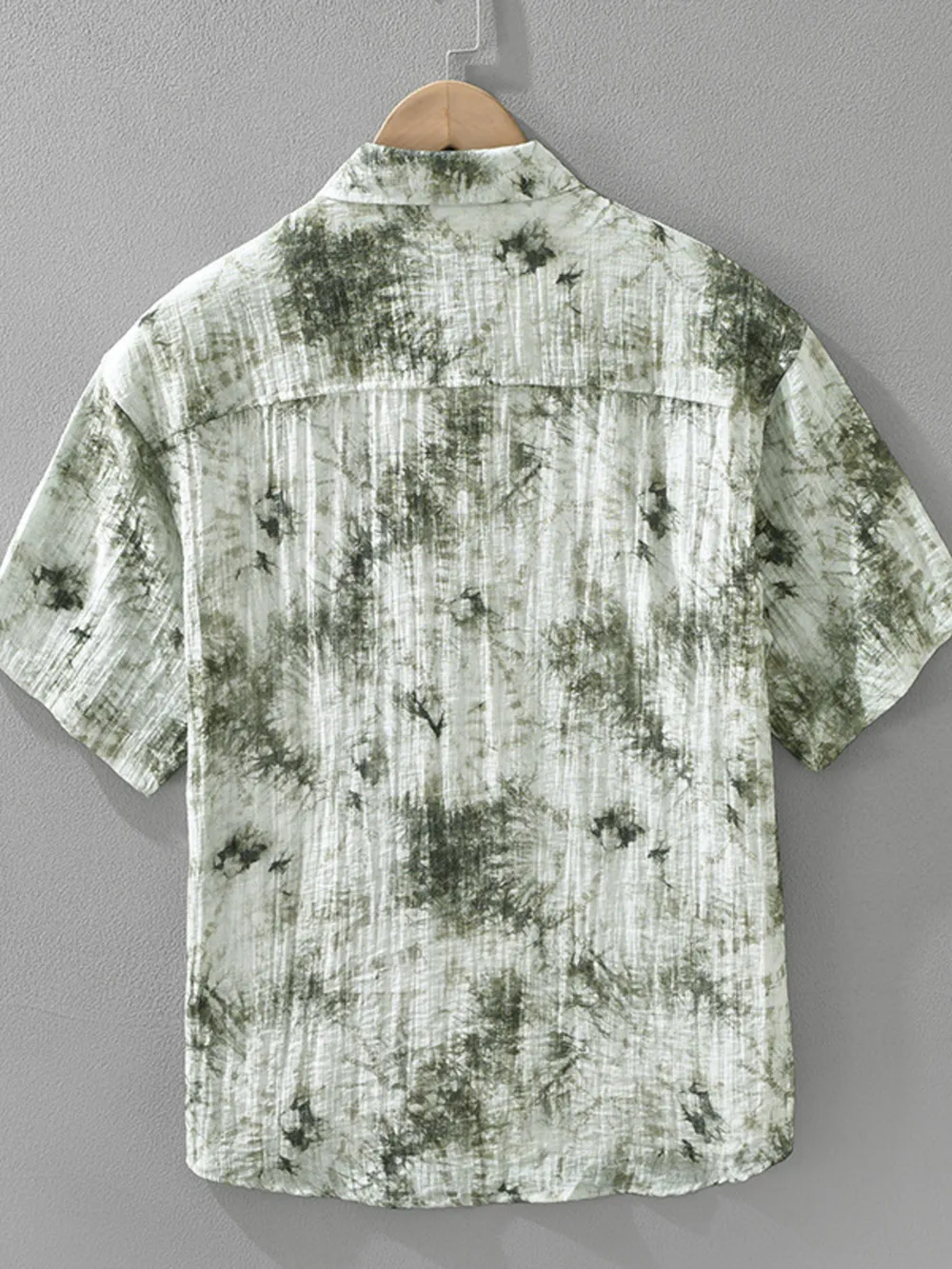 Men's Plus Size Printed Button Up Short Sleeve Shirt, image 3
