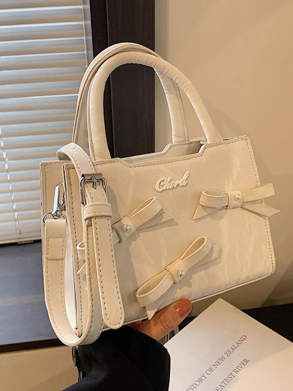 Bow Decor Crossbody Bag, image 3