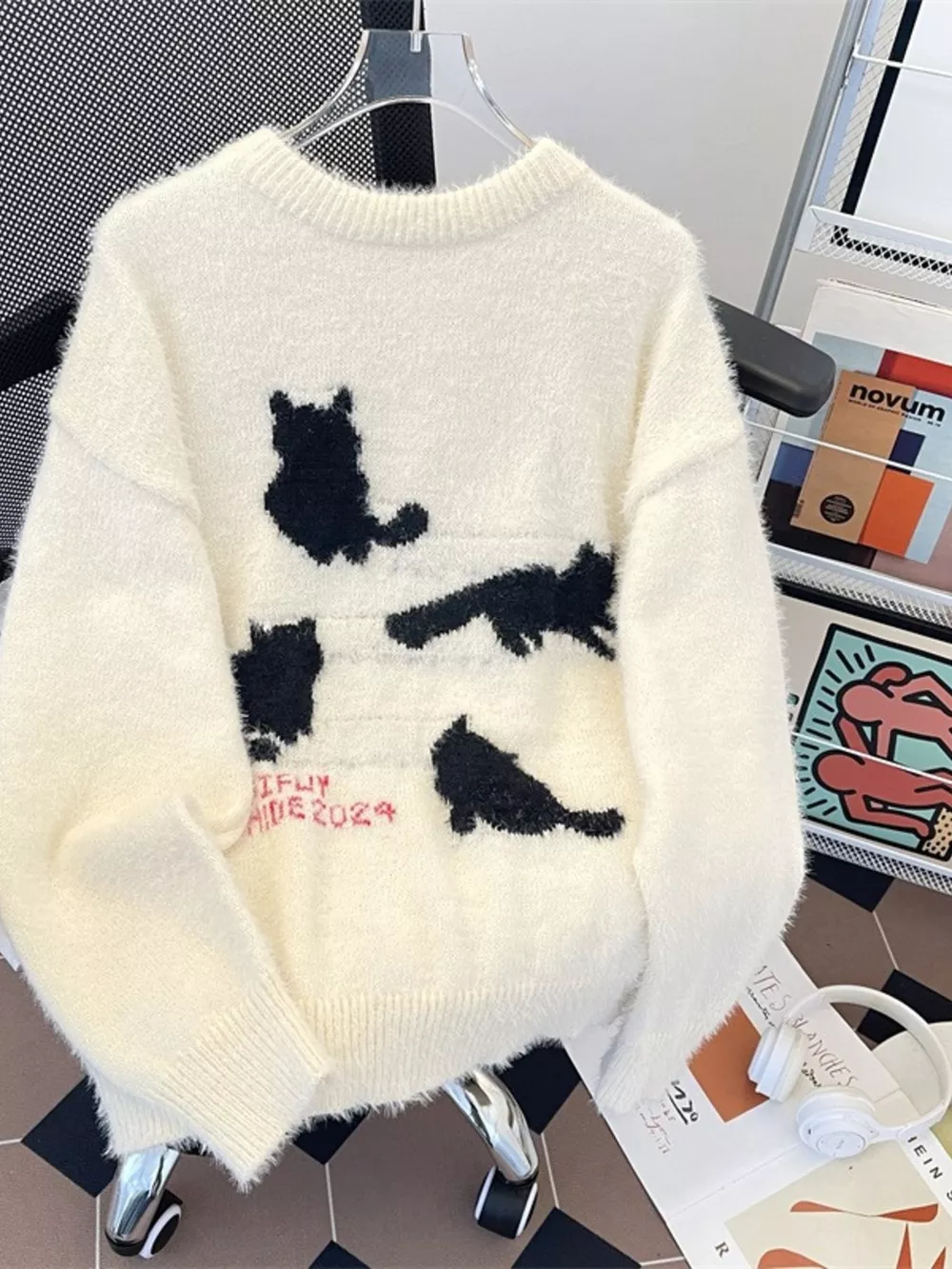Men's Cute Cat Fuzzy Knit Pullover, image 4