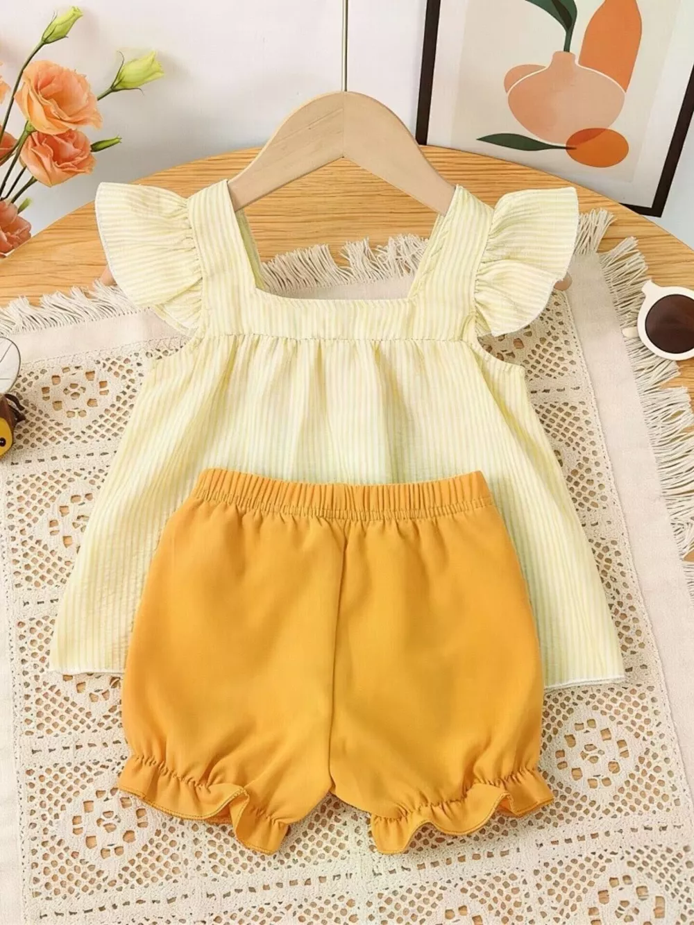 Children's Bee Embroidered Ruffle Trim Top and Shorts Set, image 7