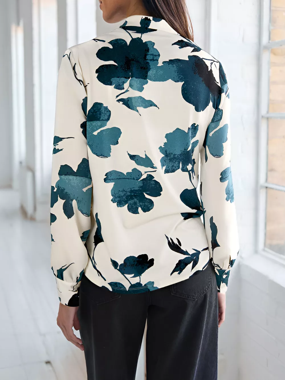 Printed V-Neck Long Sleeve Blouse, image 2