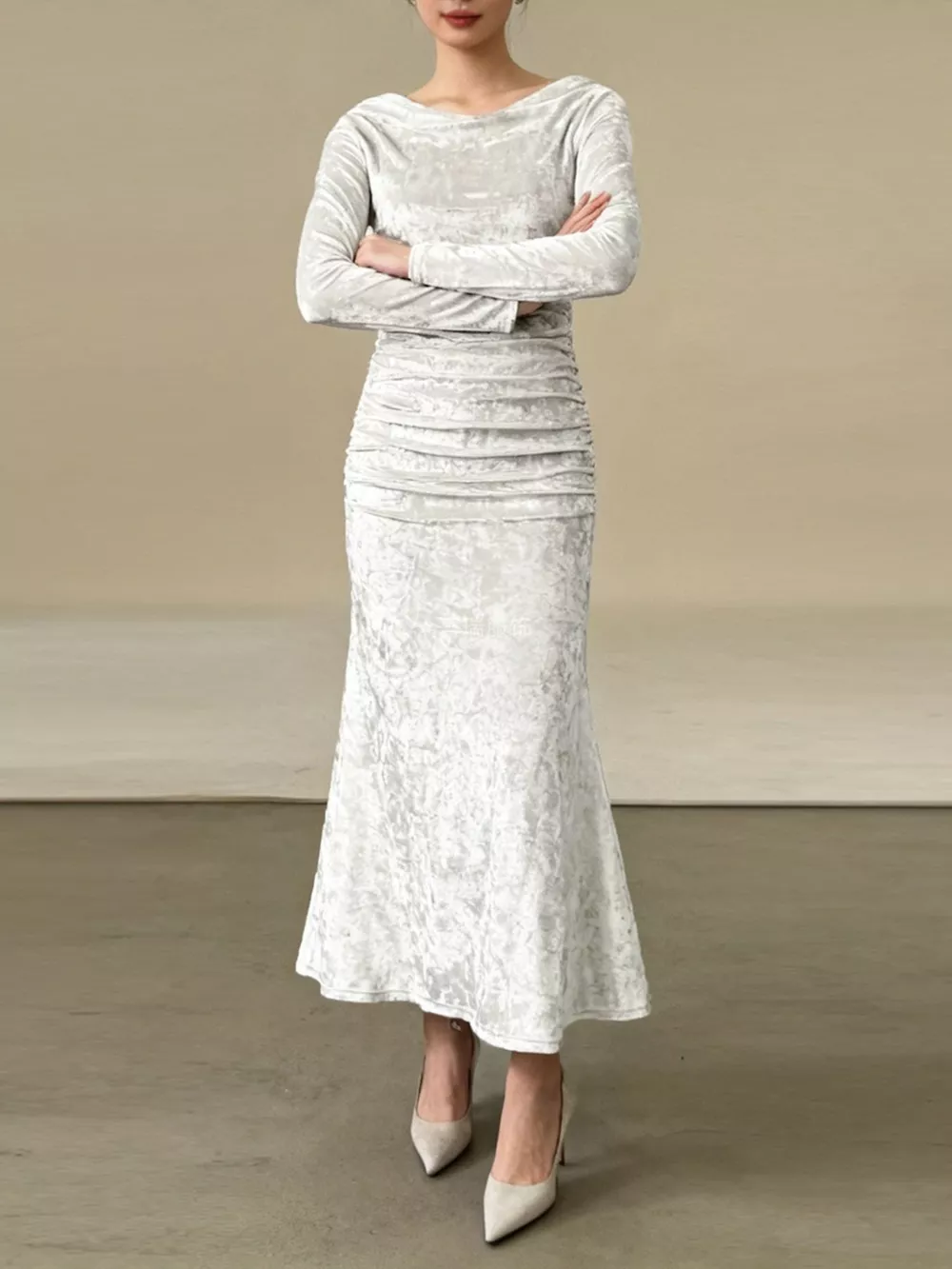 Velvet Ruched Bodycon Midi Dress, image 3