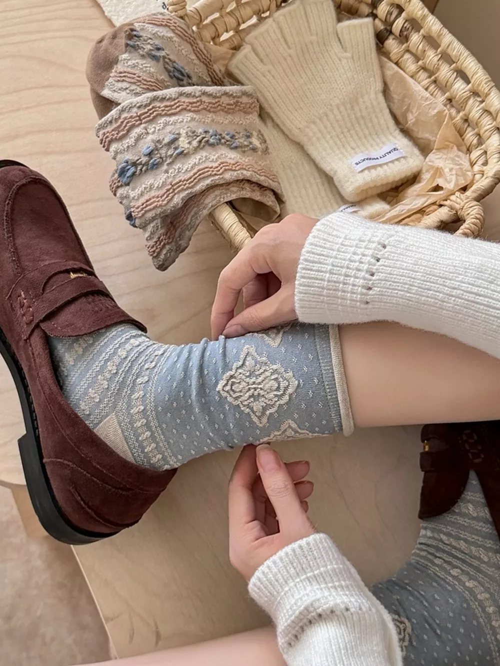 Vintage Jacquard Crew Socks, image 2