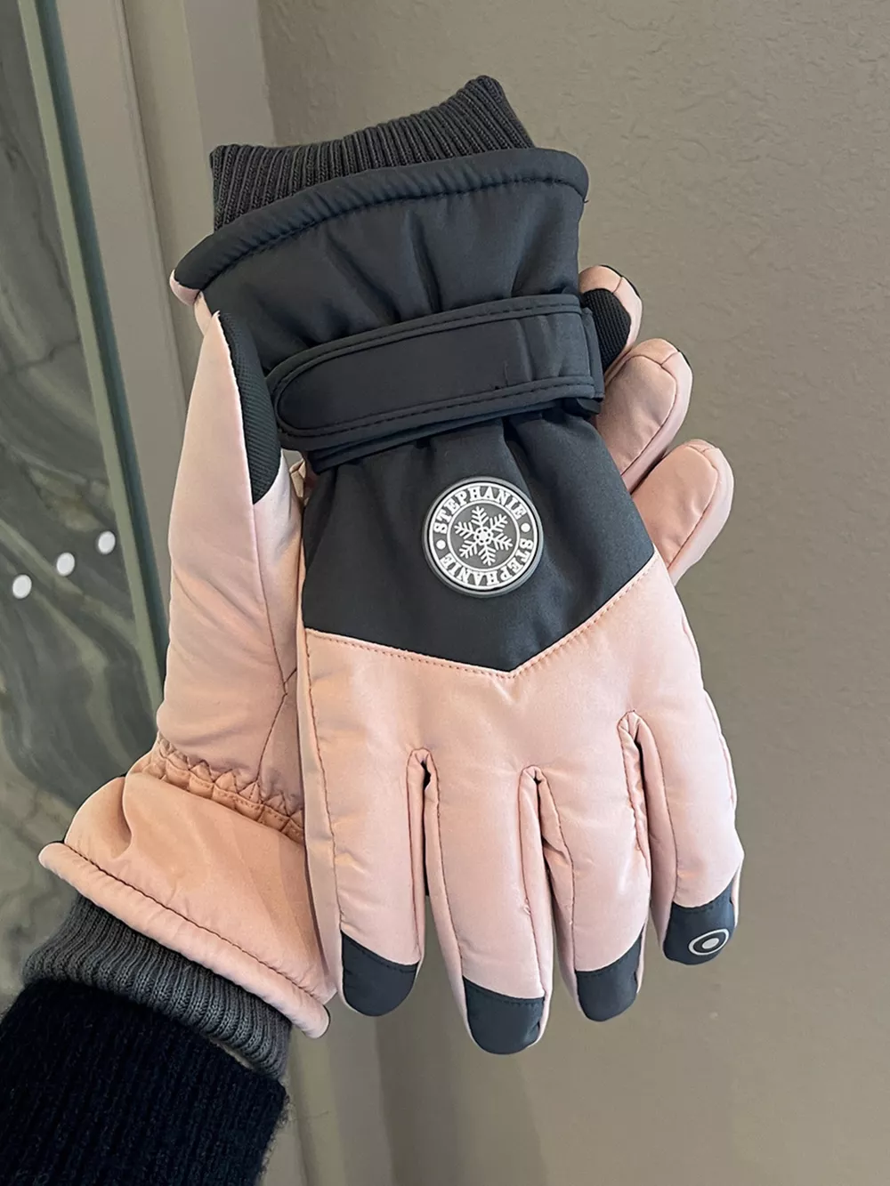 Waterproof Color Block Gloves, image 3