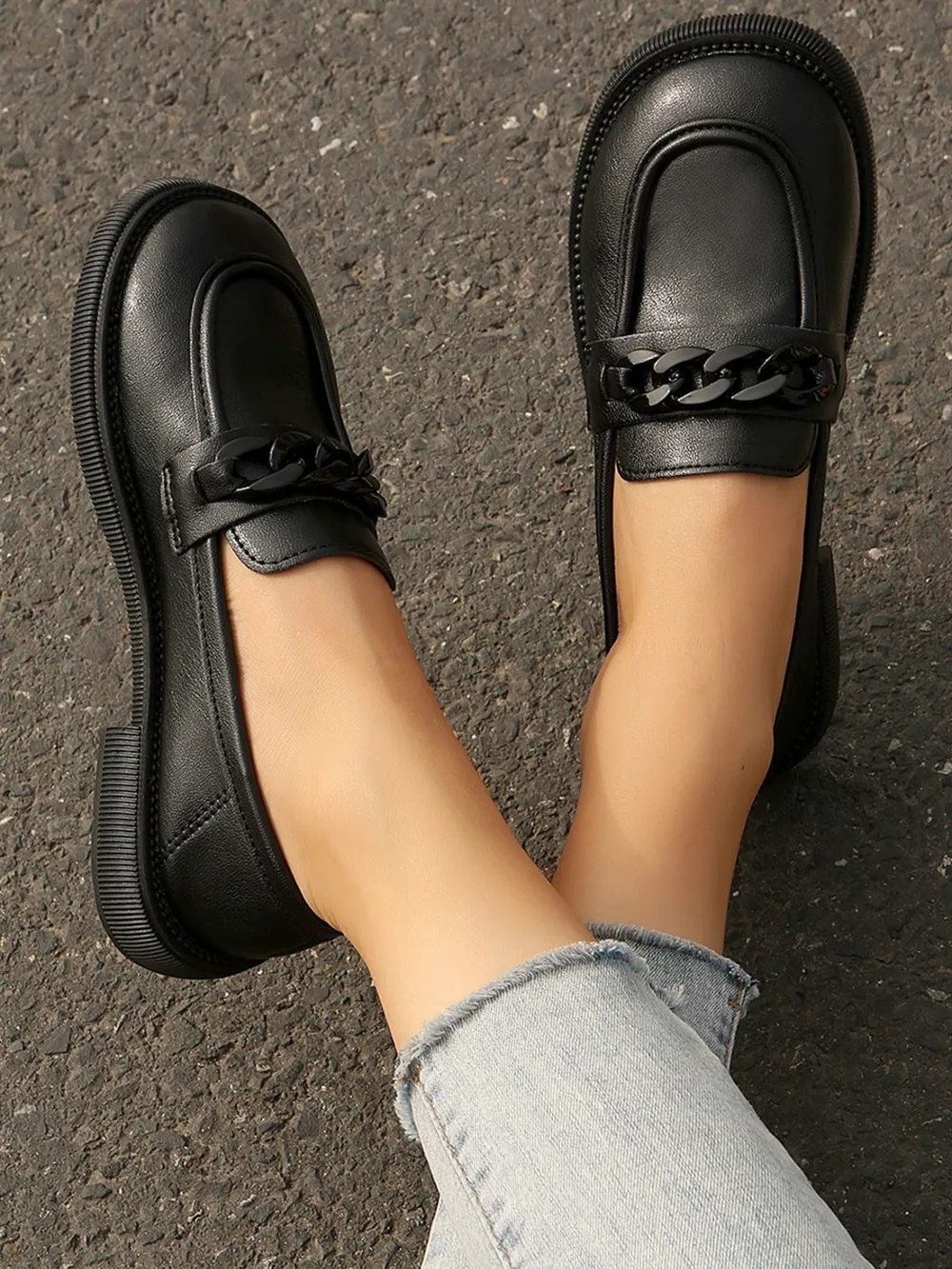 Chain Detail Leather Loafers, image 3