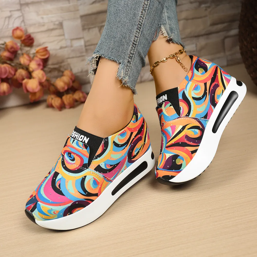 Colorful Abstract Pattern Platform Sneakers, image 3