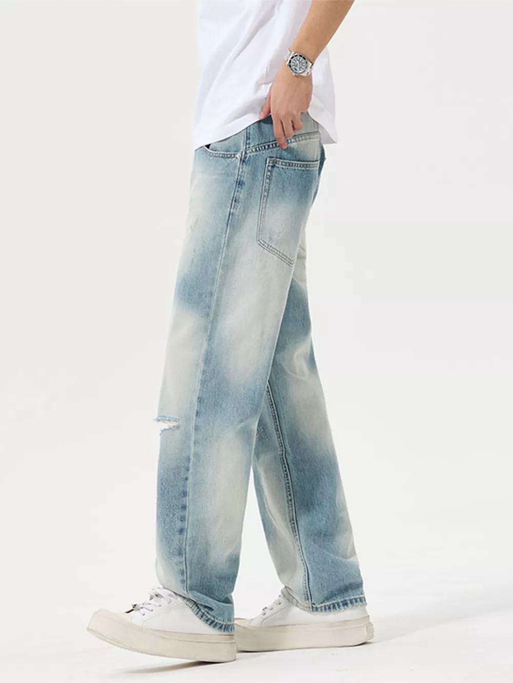Men's Distressed Relaxed Fit Jeans, image 3