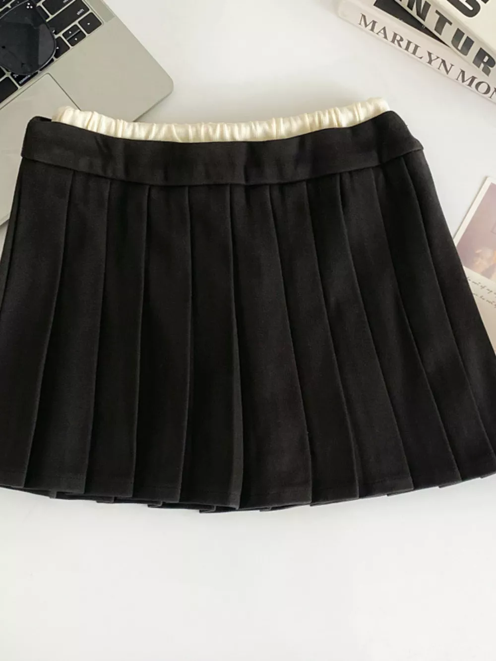 Pleated Mini Skirt, image 3