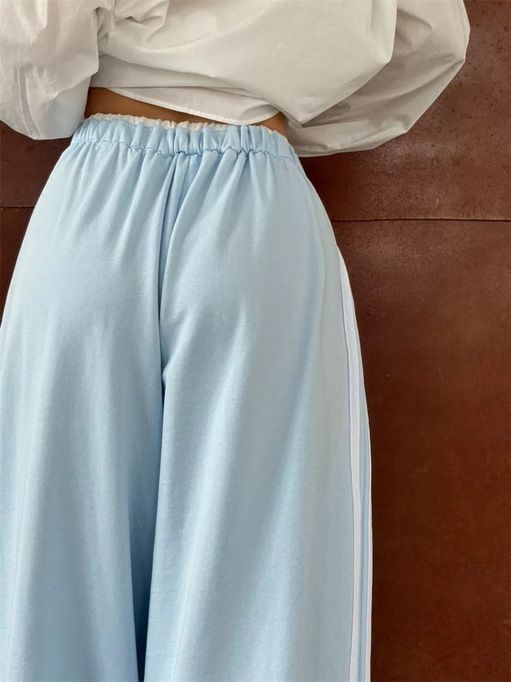 Side Stripes High-Waisted Wide-Leg Sweatpants, image 17