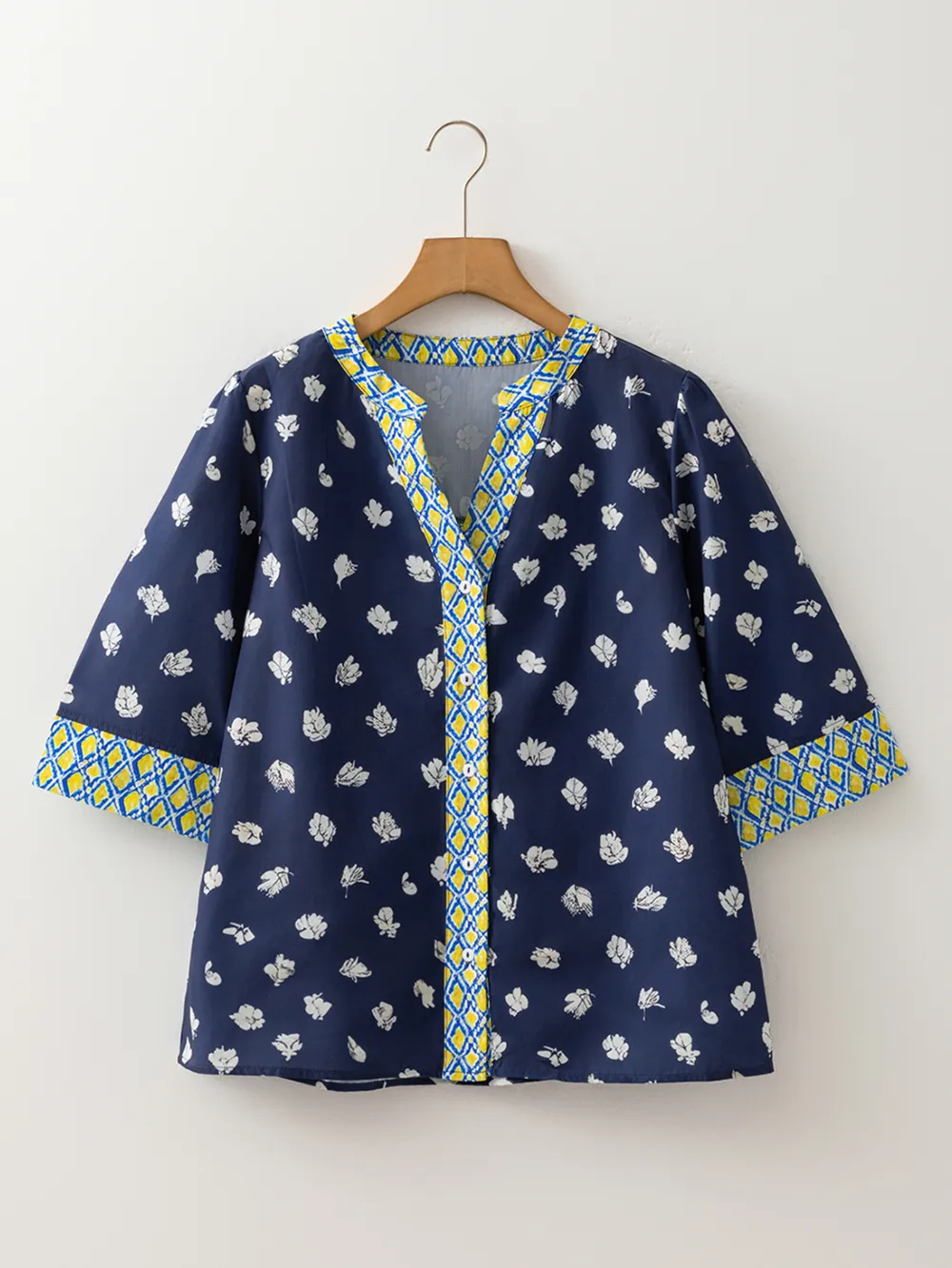 Floral Print Half Sleeve Contrast Trim Blouse, image 2