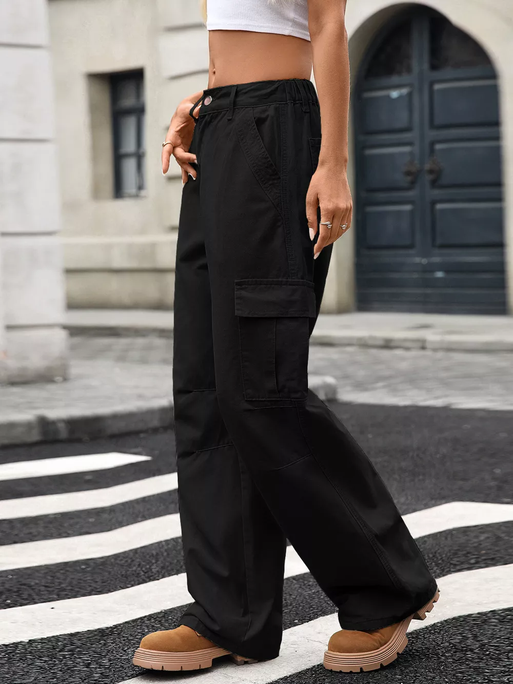 Relaxed Fit Cargo Jeans, image 6