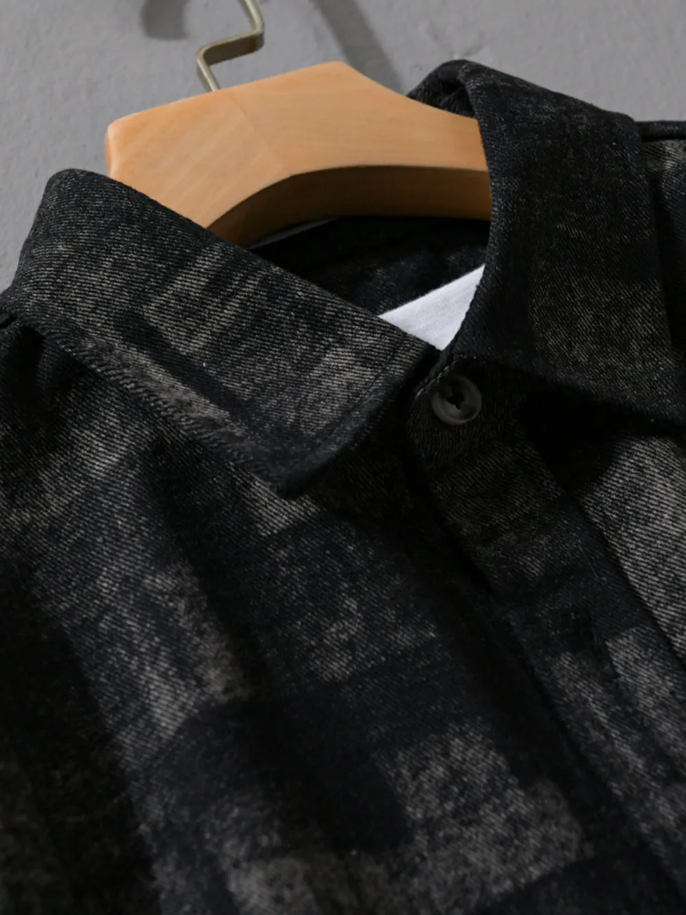 Men's Plus Size Vintage Plaid Button-Down Shirt, image 3