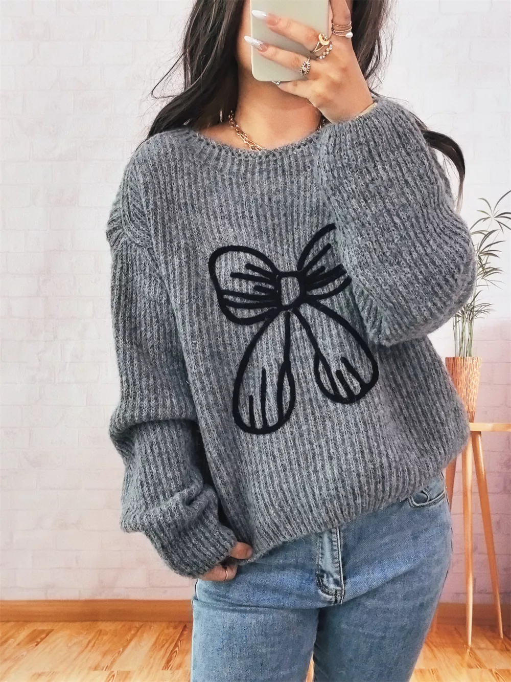 Bow Round Neck Long Sleeve Sweater, image 13