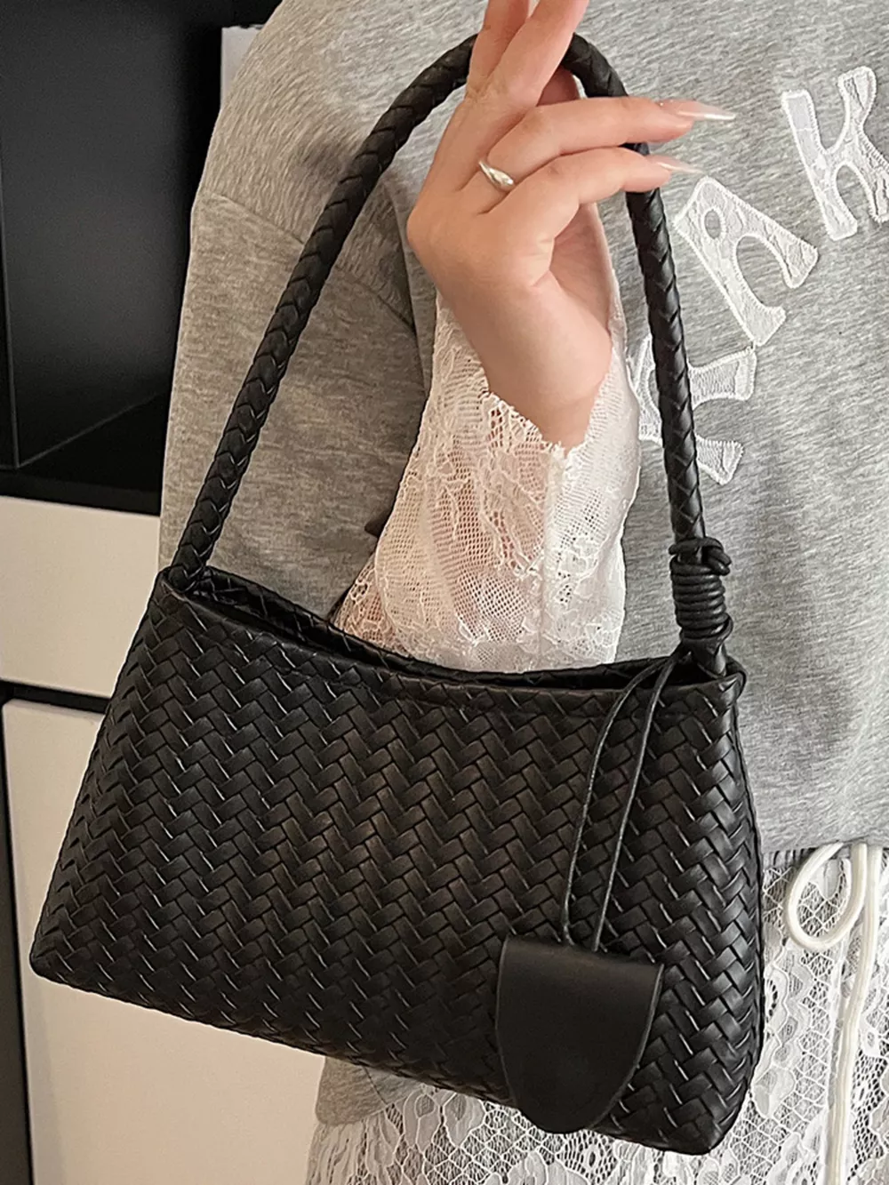 Woven Lightweight Shoulder Bag, image 8