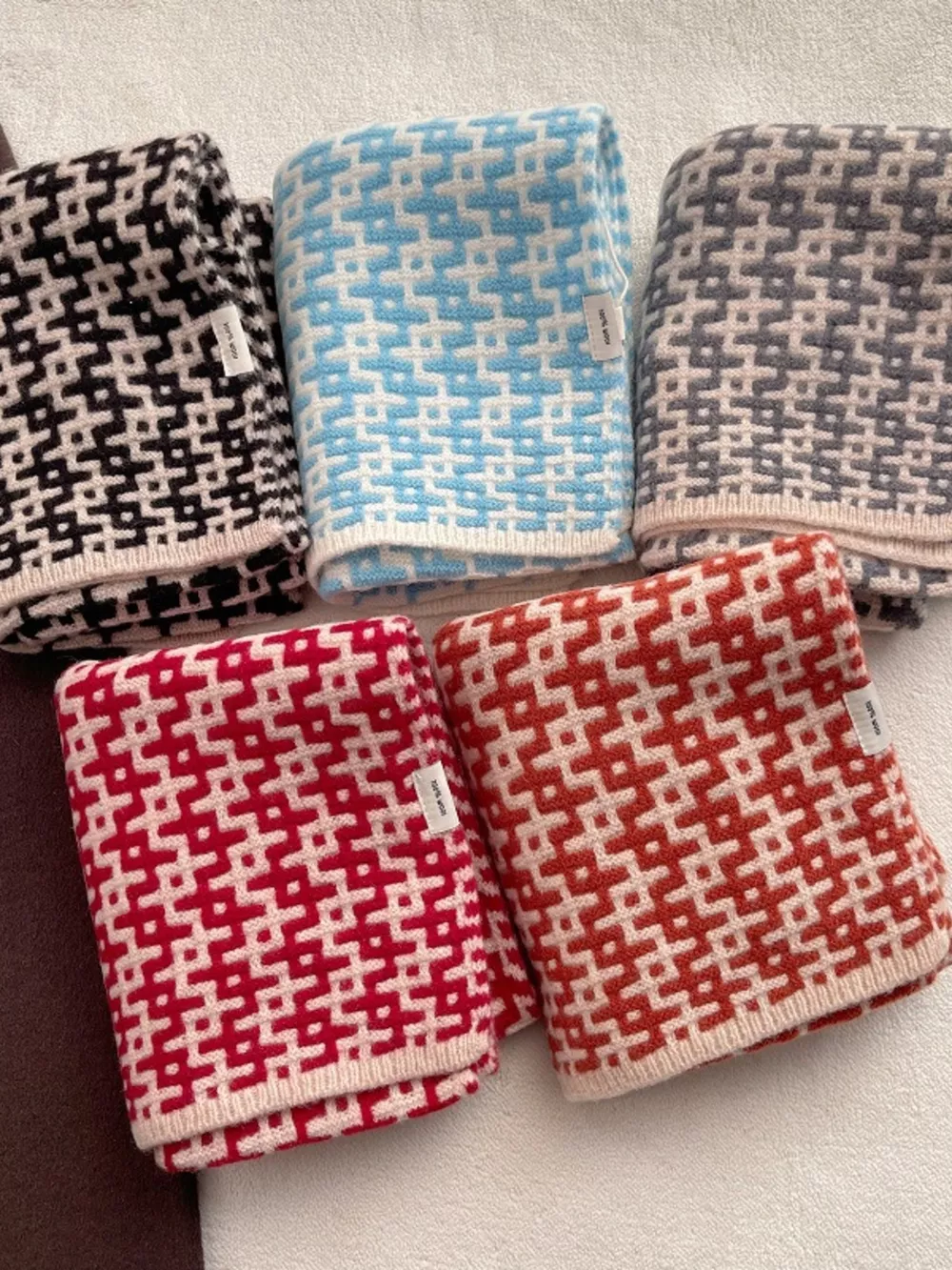 Wool Geometric Pattern Knitted Warm Scarf, image 2