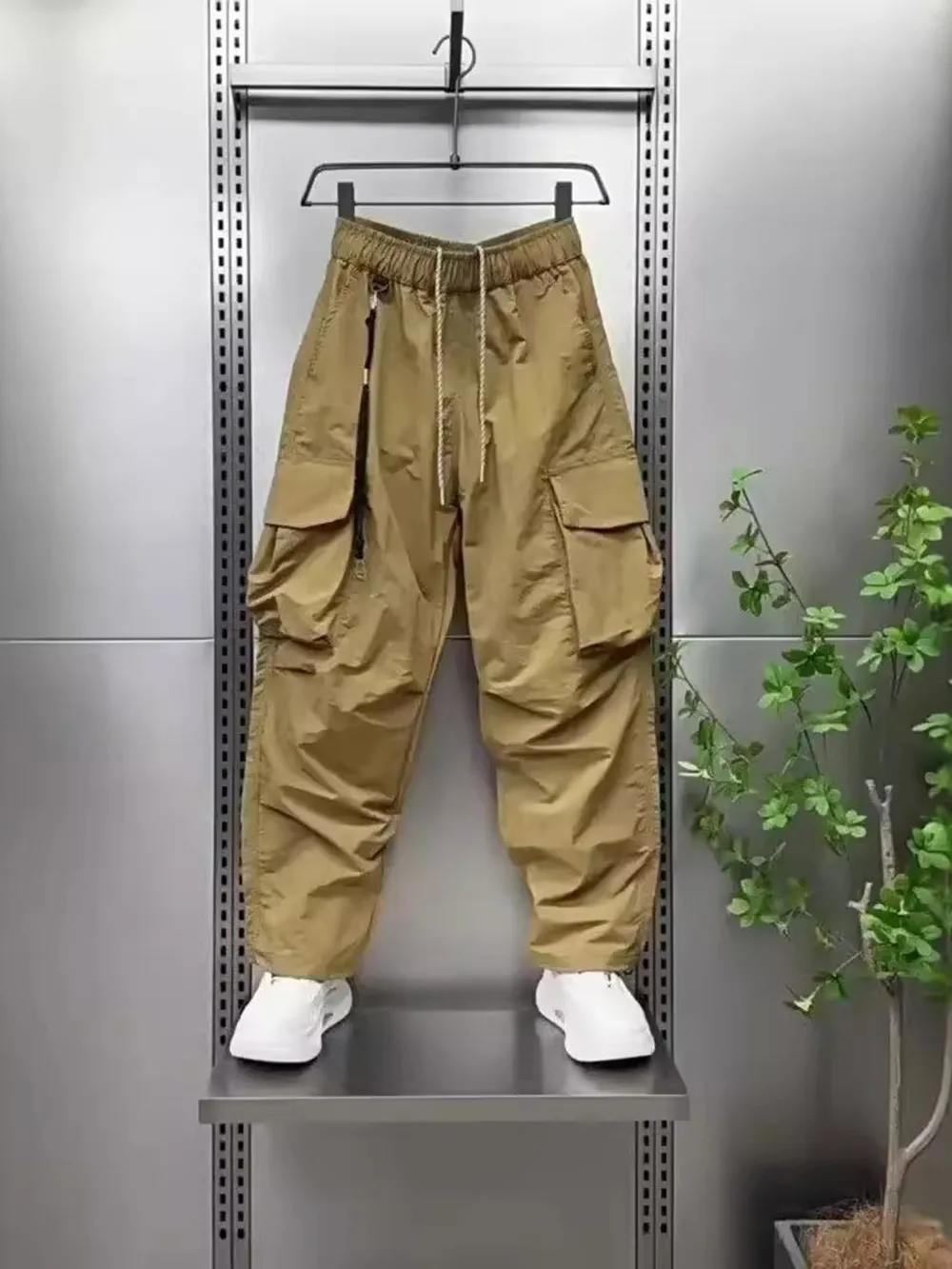 Men's Plus Size Drawstring Wide Leg Cargo Pants, image 2