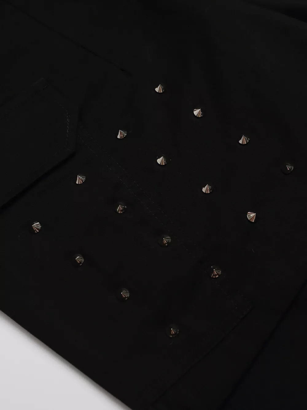 Men's Studded Cargo Capris, image 4