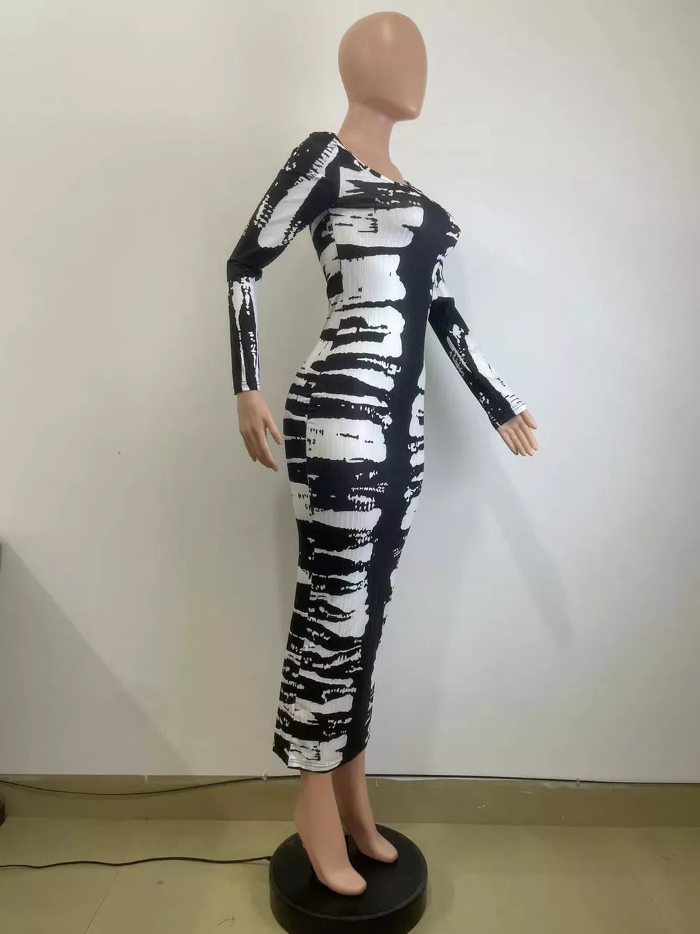 Tie-Dye Long Sleeve Maxi Dress, image 4