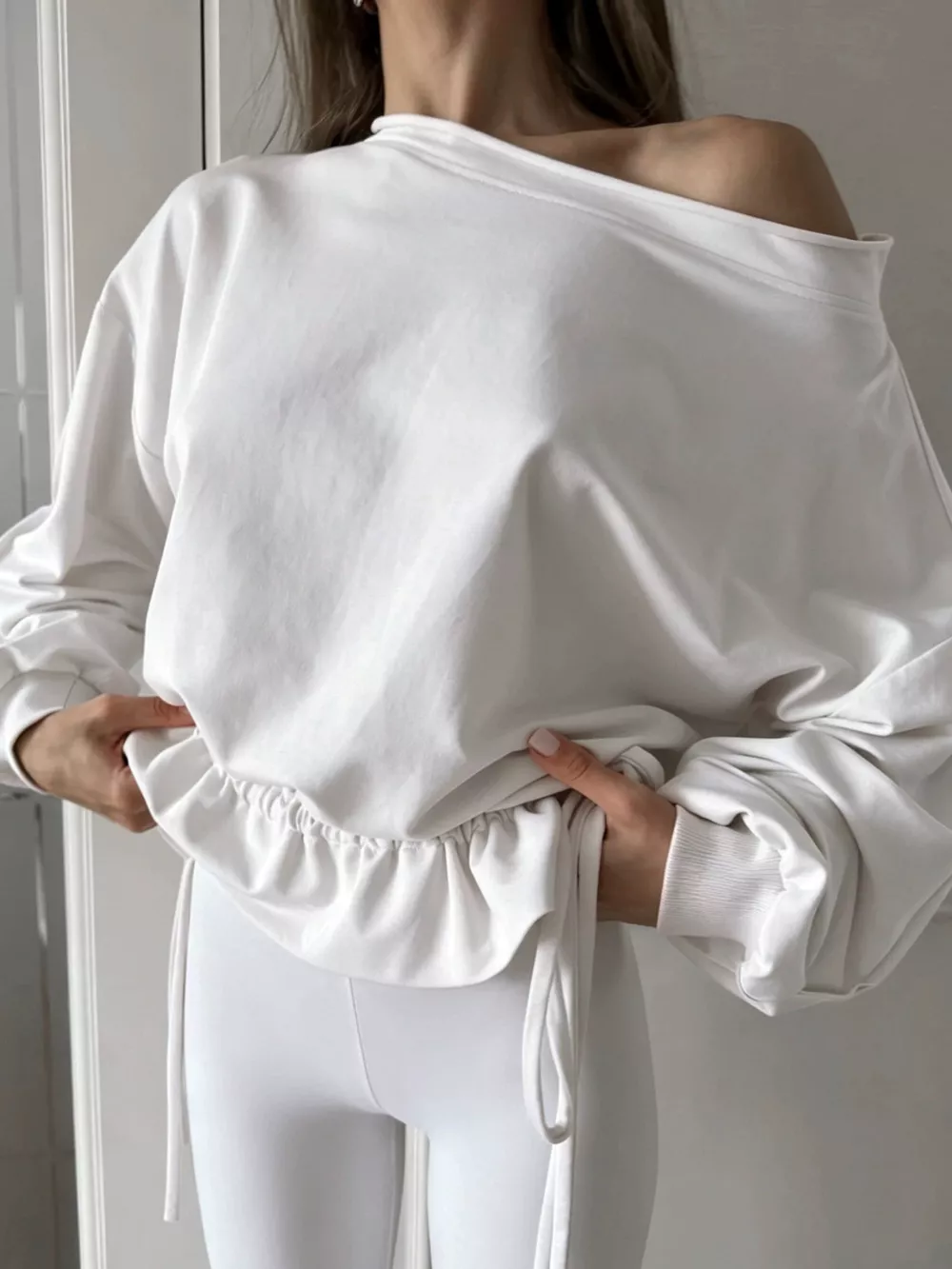 Ruffled Hem One Shoulder Sweatshirt, image 6