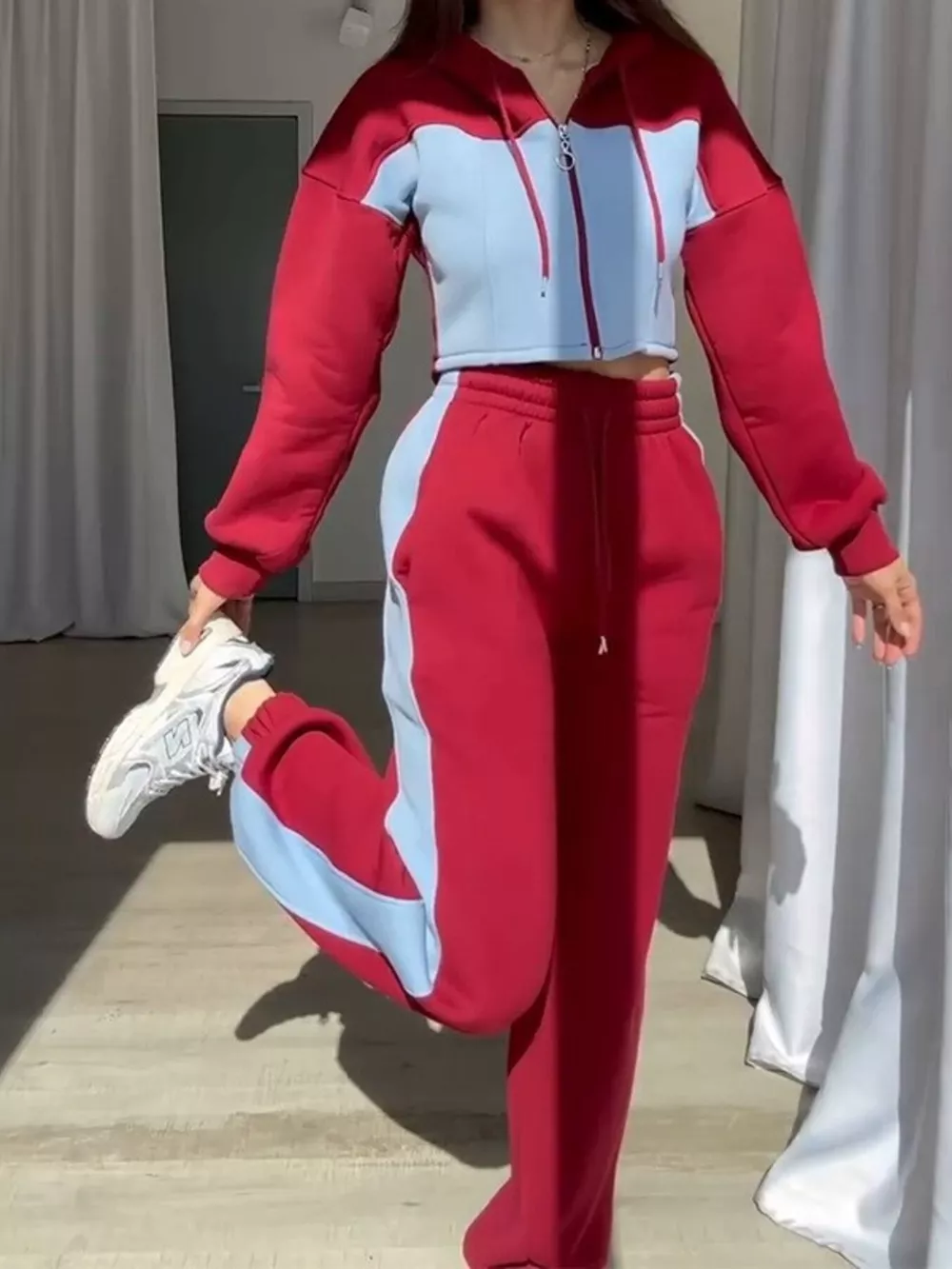 Color-Block Zip-Up Crop Hoodie and Joggers Set, image 5