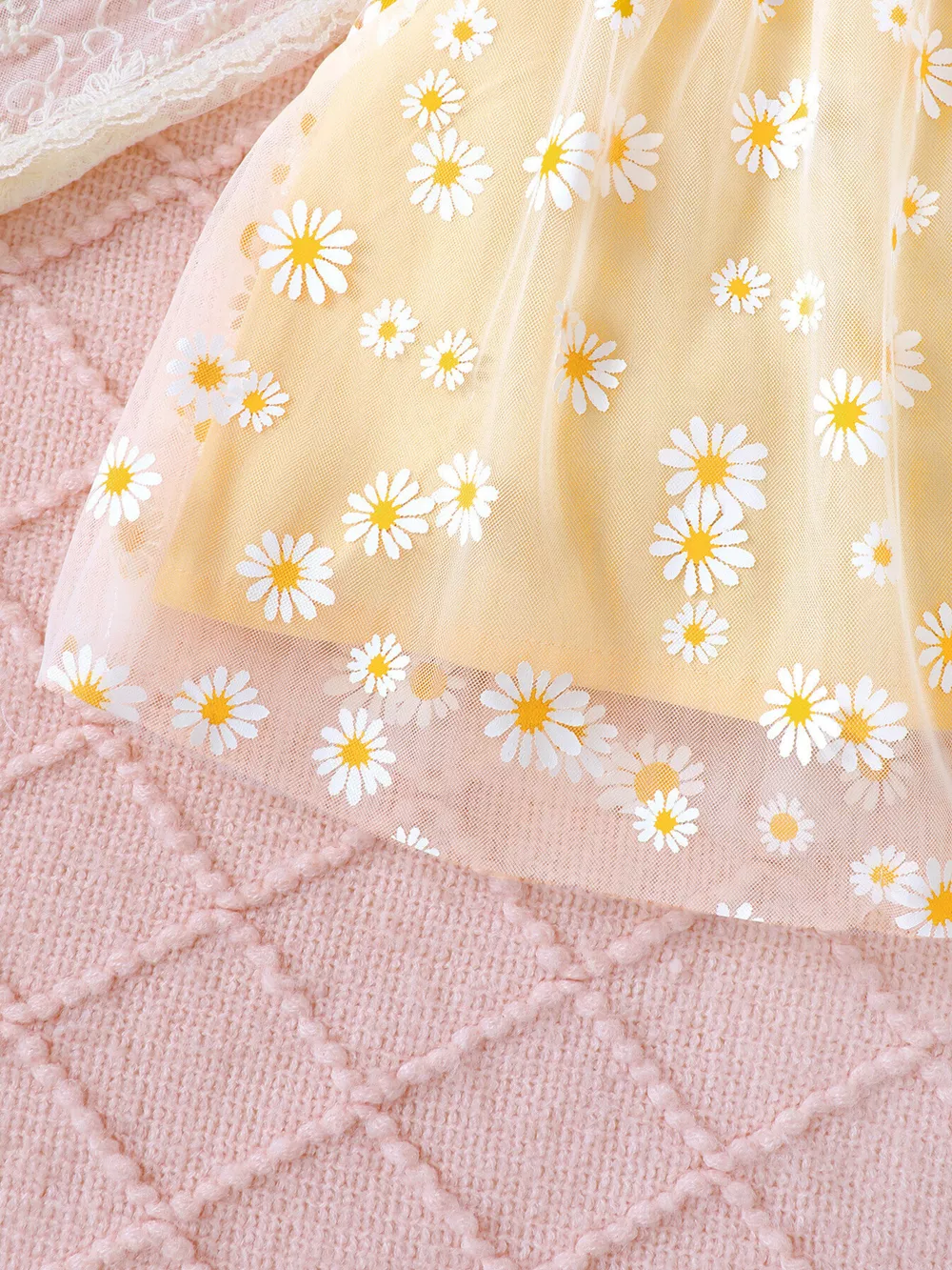 Children's Daisy Print Bow Decor Tank Top & Shorts Set, image 3