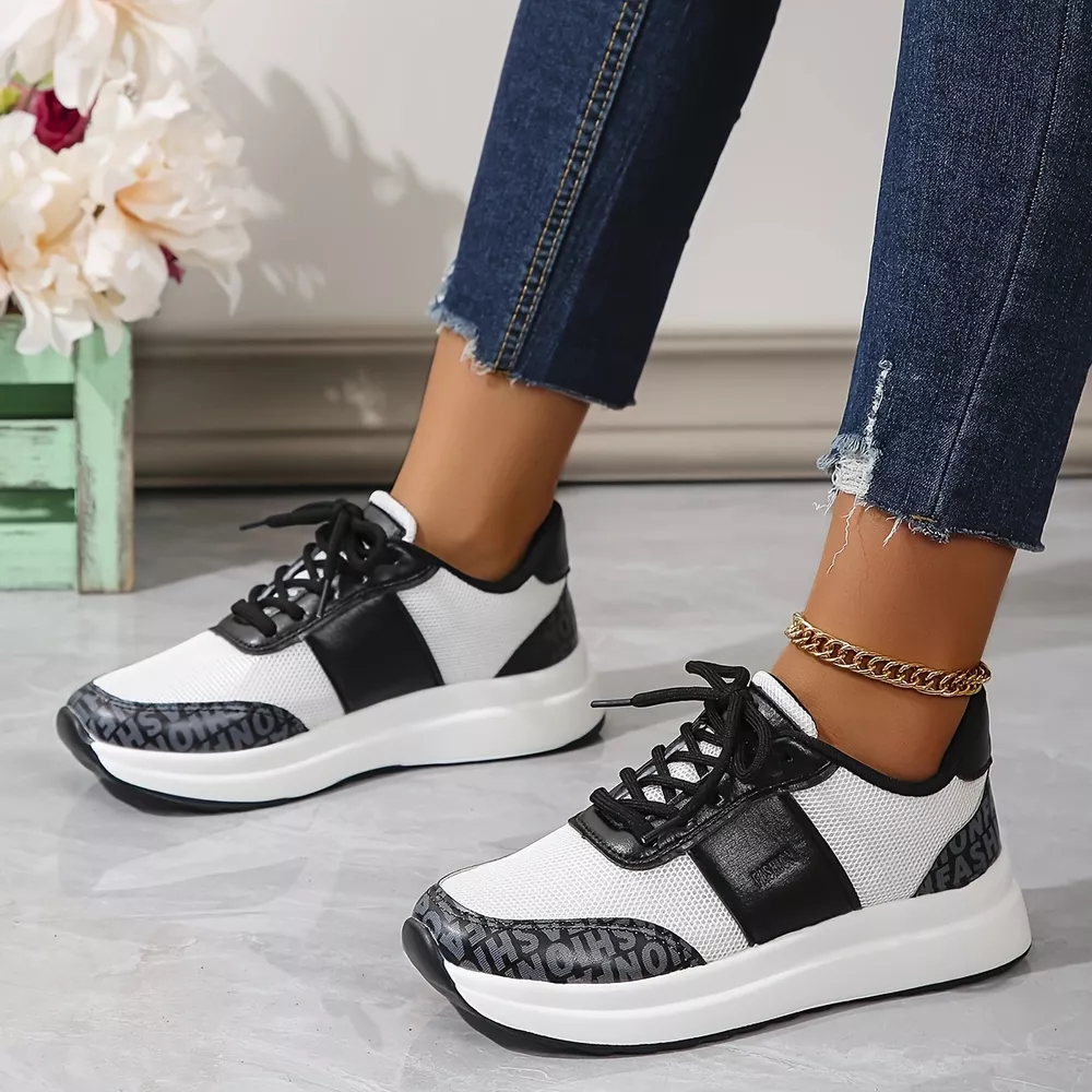 Round Toe Lace Up Sneakers