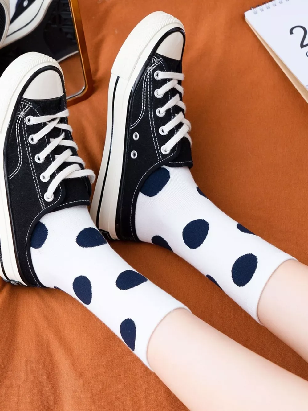 Polka Dot Mid-Calf Cotton Socks, image 6