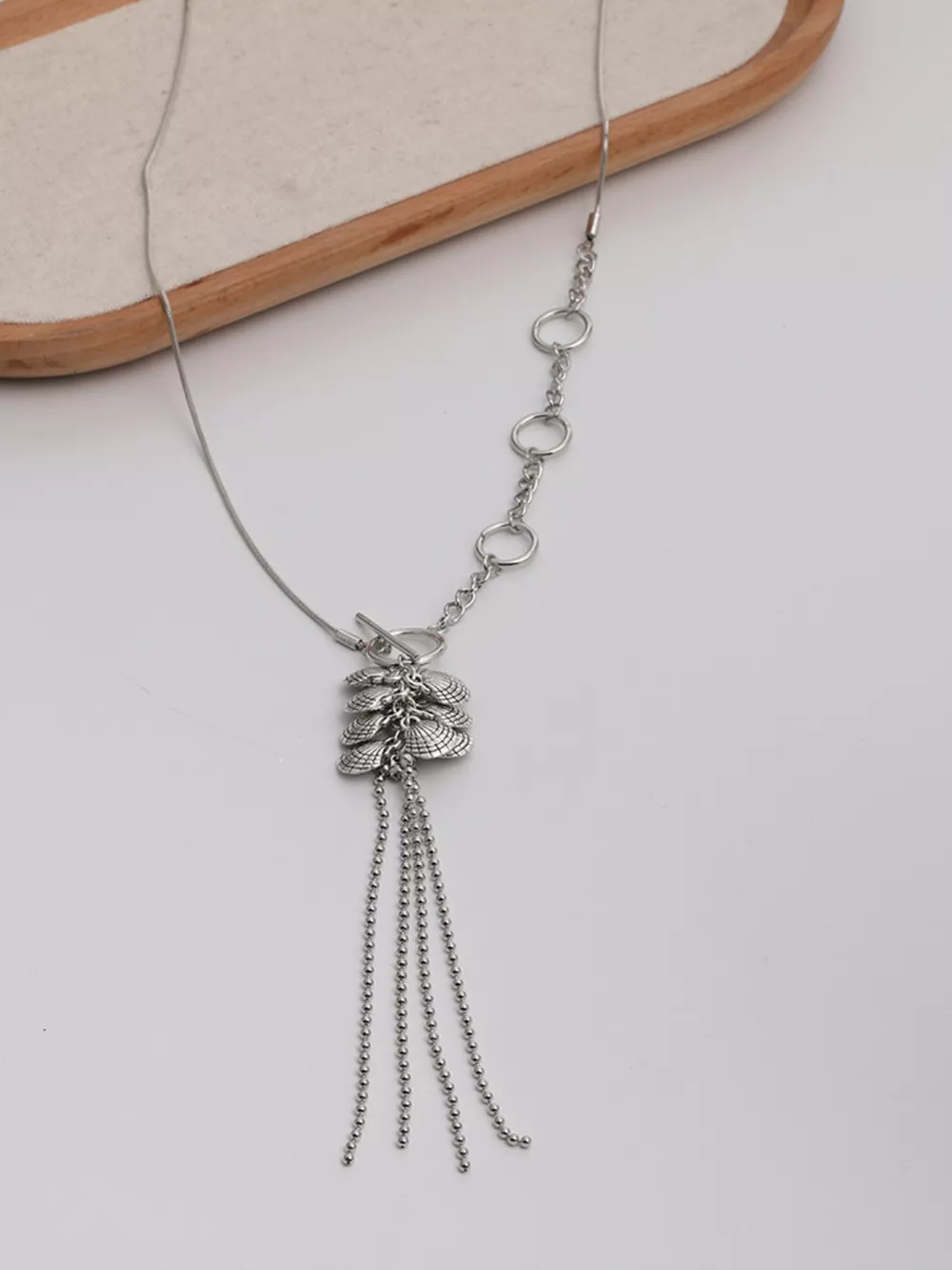 Elegant Leaf Tassel Pendant Necklace, image 7