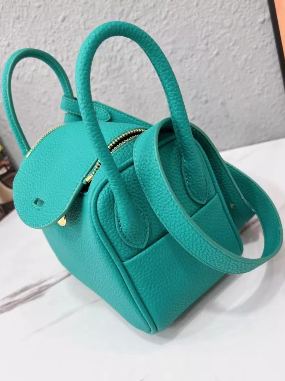 Gold-Tone Hardware Leather Crossbody Bag, image 3