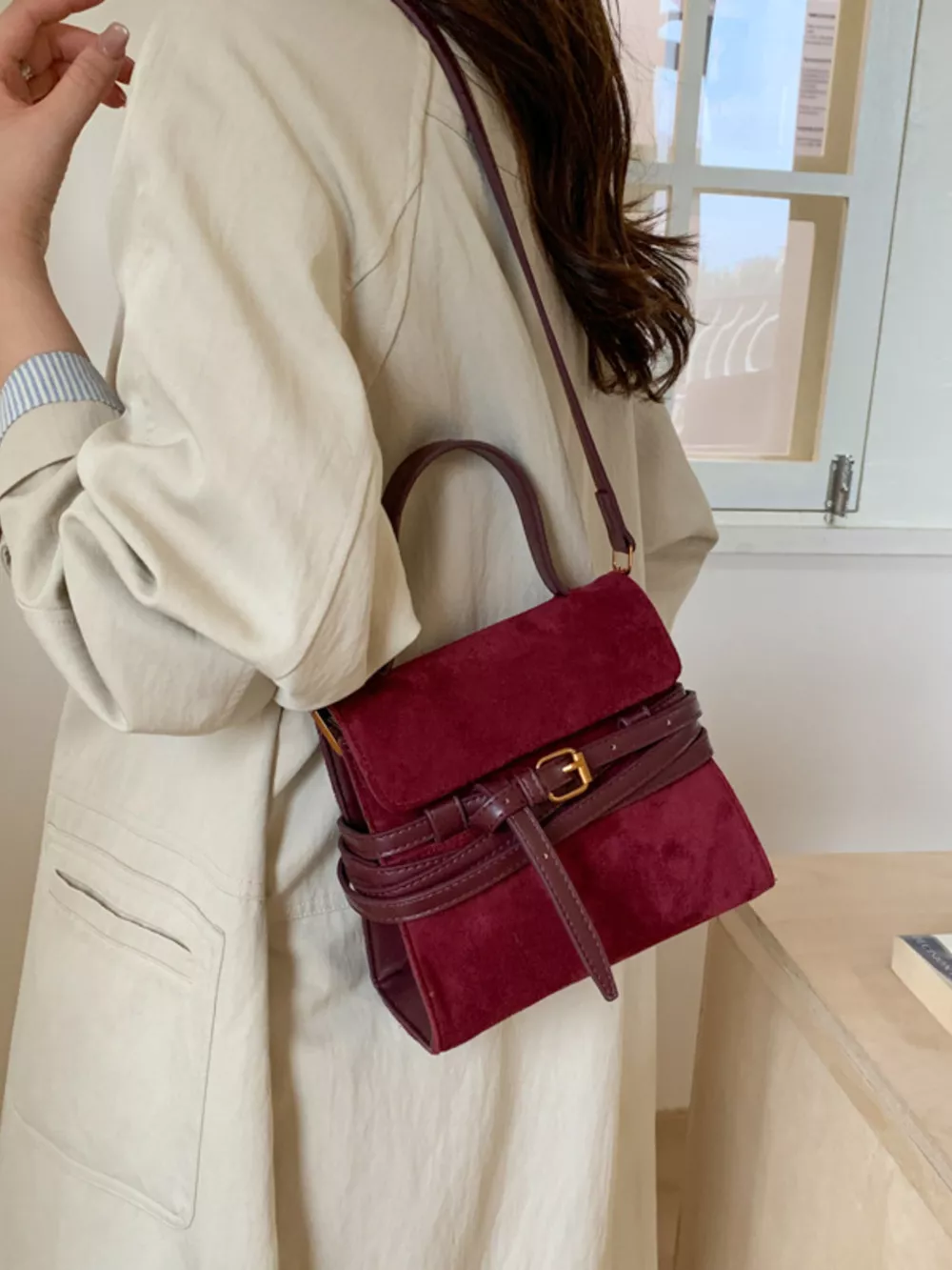 Suede Buckle Decor Crossbody Bag, image 5