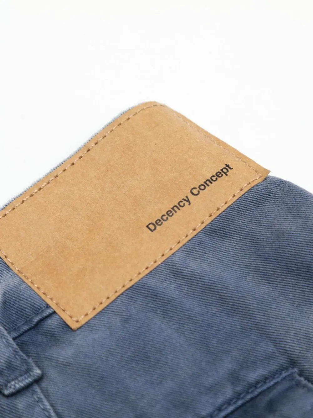 Men's Wide-Leg Cargo Jeans with Side Pockets, image 9