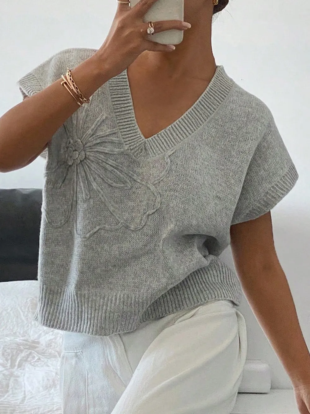 Ribbed Hem V-Neck Short Sleeve Sweater, image 4