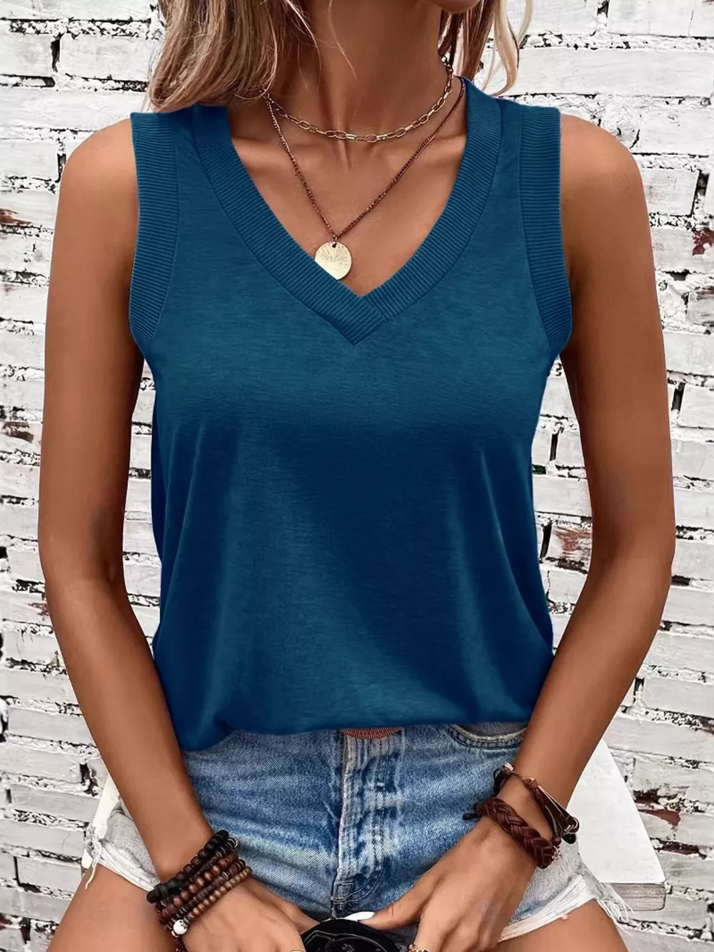 V-Neck Ribbed Trim Tank, image 8