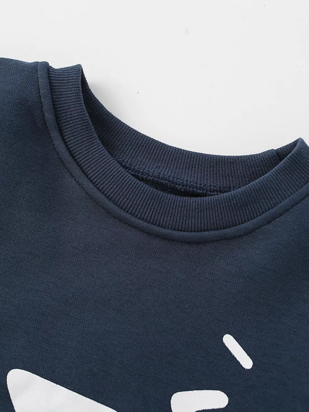 Children's Cute Cartoon Graphic Crew Neck Sweatshirt, image 3