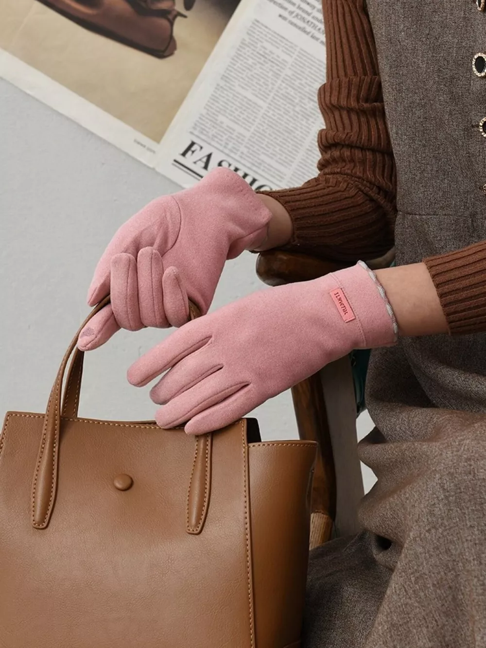 Lightweight Touchscreen Gloves, image 4