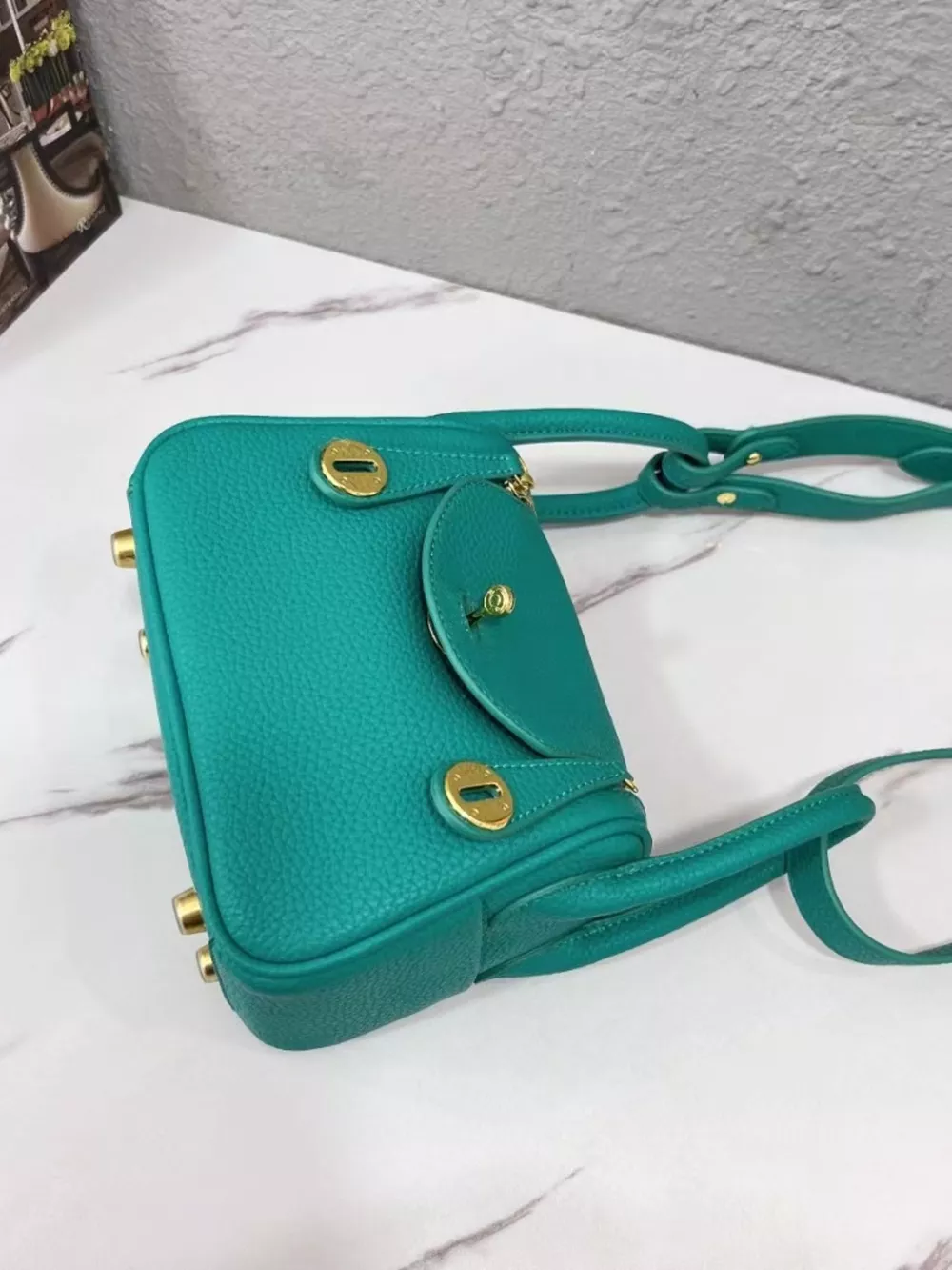 Gold-Tone Hardware Leather Crossbody Bag, image 7